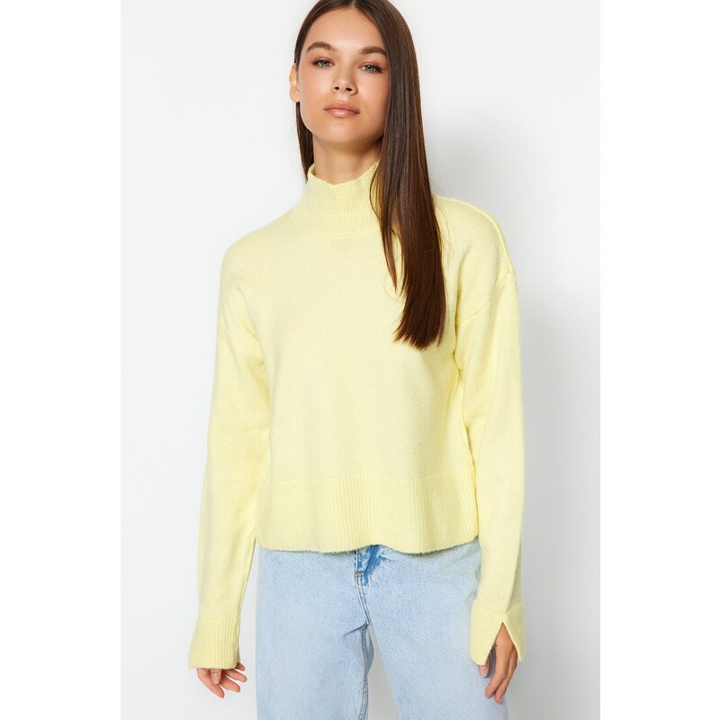 Trendyol Yellow Basic Soft Textured High Neck Sleeve End Štěrbinový pletený svetr