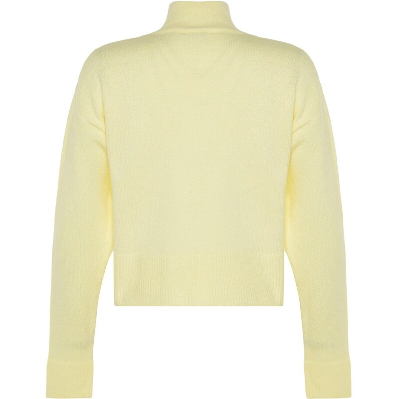 Trendyol Yellow Basic Soft Textured High Neck Sleeve End Štěrbinový pletený svetr