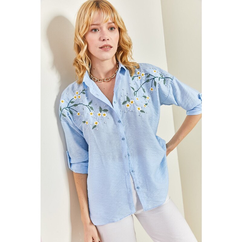 Bianco Lucci Women's Daisy Embroidered Folding Sleeves Airon Linen Shirt