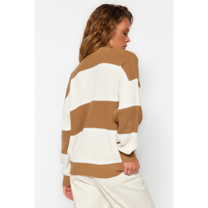 Trendyol Camel Oversized pletený svetr