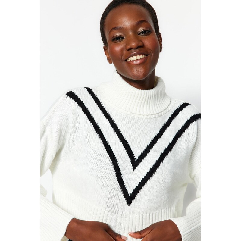 Trendyol Ecru Crop Color Block Turtleneck Knitwear Sweater