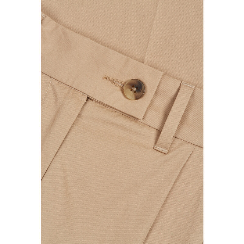 KALHOTY GANT PLEATED CHINO hnědá 34