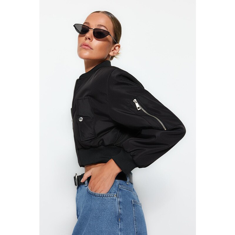 Trendyol černý oversize nepromokavý crop bomber bunda kabát