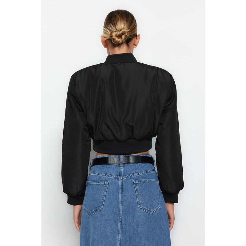 Trendyol černý oversize nepromokavý crop bomber bunda kabát