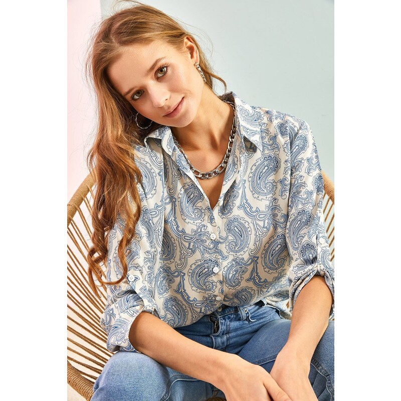 Bianco Lucci Women's Multi Leaf Patterned Viscose Shirt with Fold Sleeves.