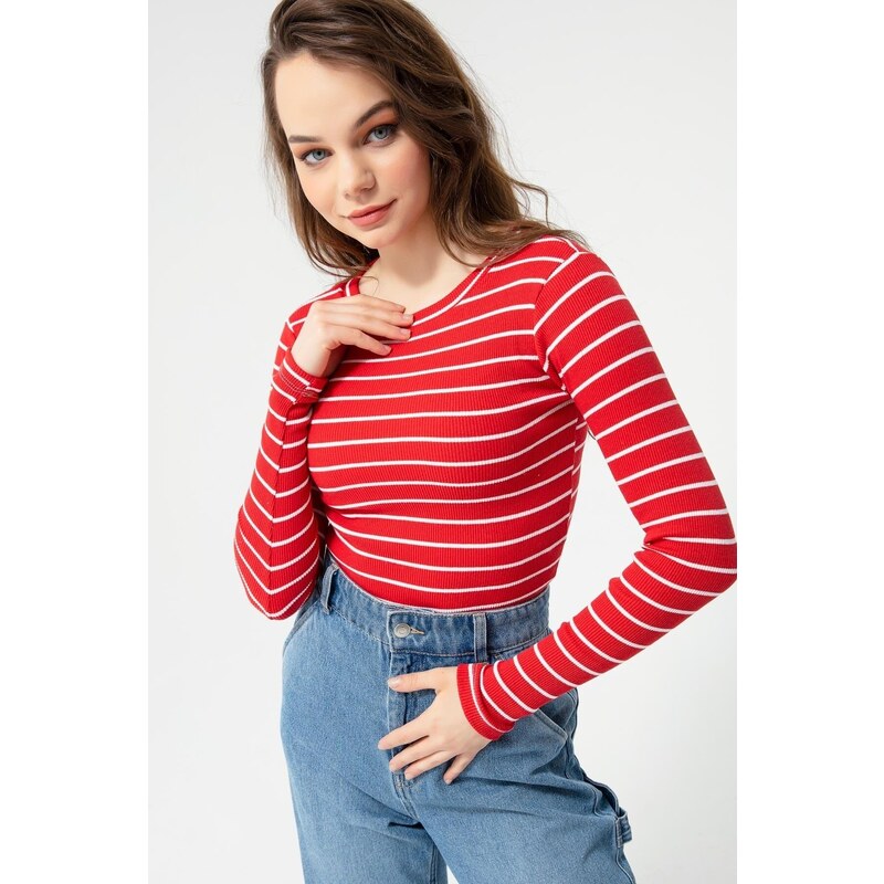 Lafaba Women's Red-ecru Corduroy Long-Sleeve Crop Top