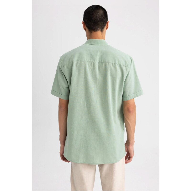 DEFACTO Regular Fit Polo Neck Short Sleeve Shirt