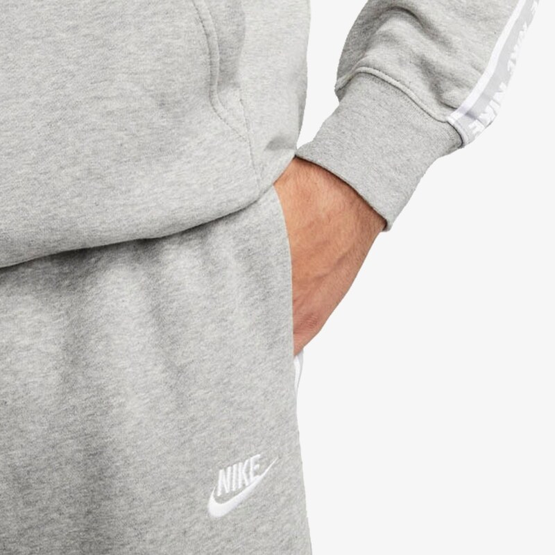 Nike Club Fleece