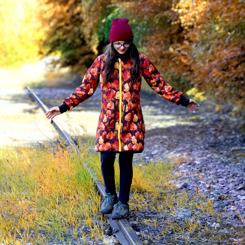 Crawler Dívčí zateplený softshellový kabát Stromy na hnědé