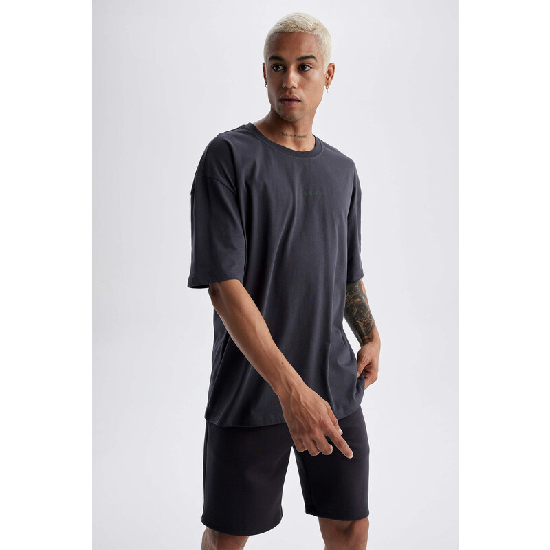 DEFACTO Oversize Fit Crew Neck Printed T-Shirt