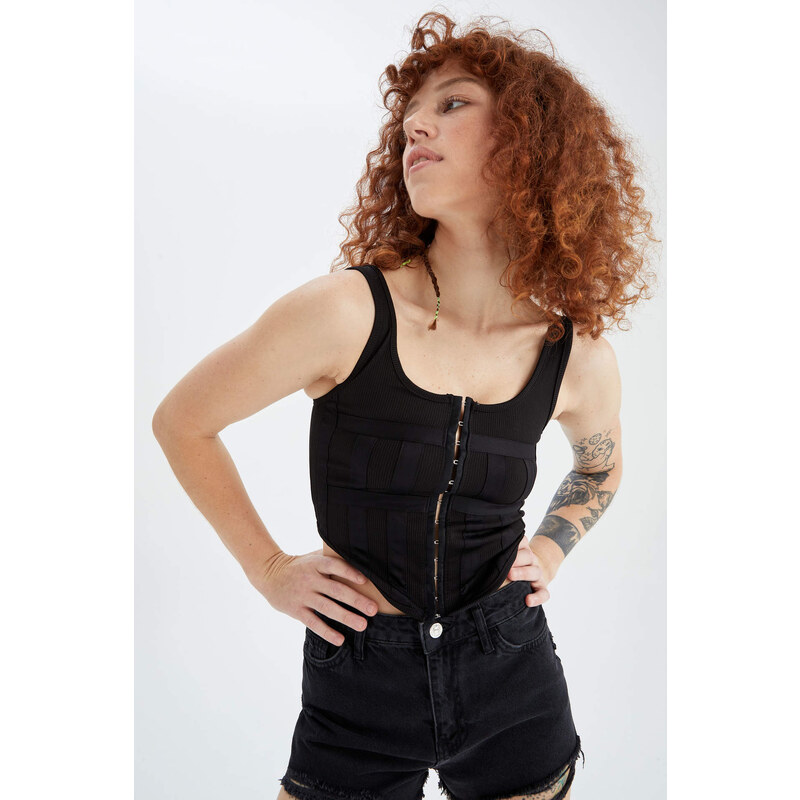 DEFACTO Coool Fitted Agraf and Corset Detailed Camisole Crop Athlete