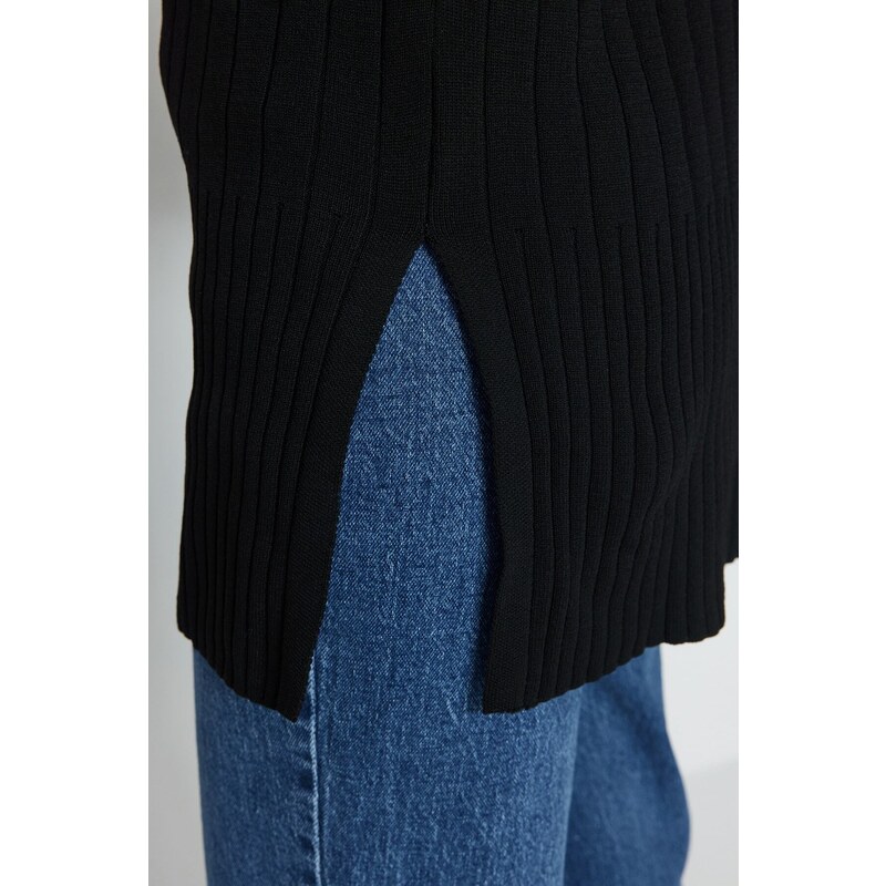 Trendyol Černý stojatý límec žebrovaný pletený svetr