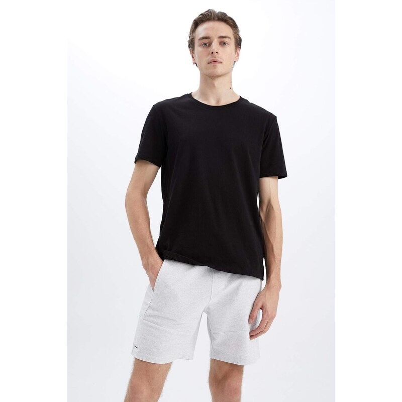 DEFACTO Slim Fit Slim Leg Shorts