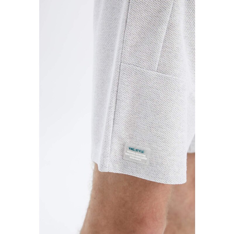 DEFACTO Slim Fit Slim Leg Shorts