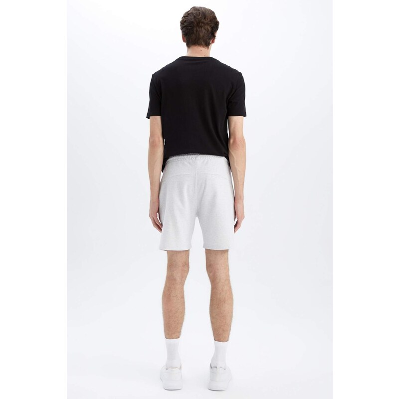 DEFACTO Slim Fit Slim Leg Shorts