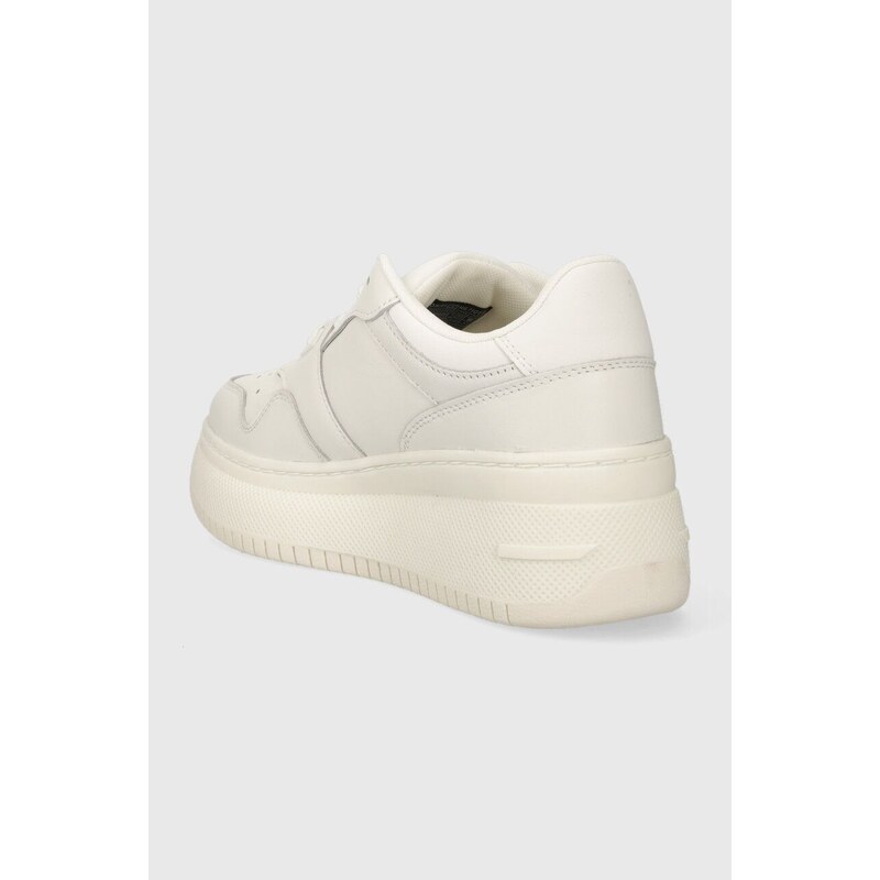 Kožené sneakers boty Tommy Jeans TJW RETRO BASKET FLATFORM CHARM bílá barva, EN0EN02245