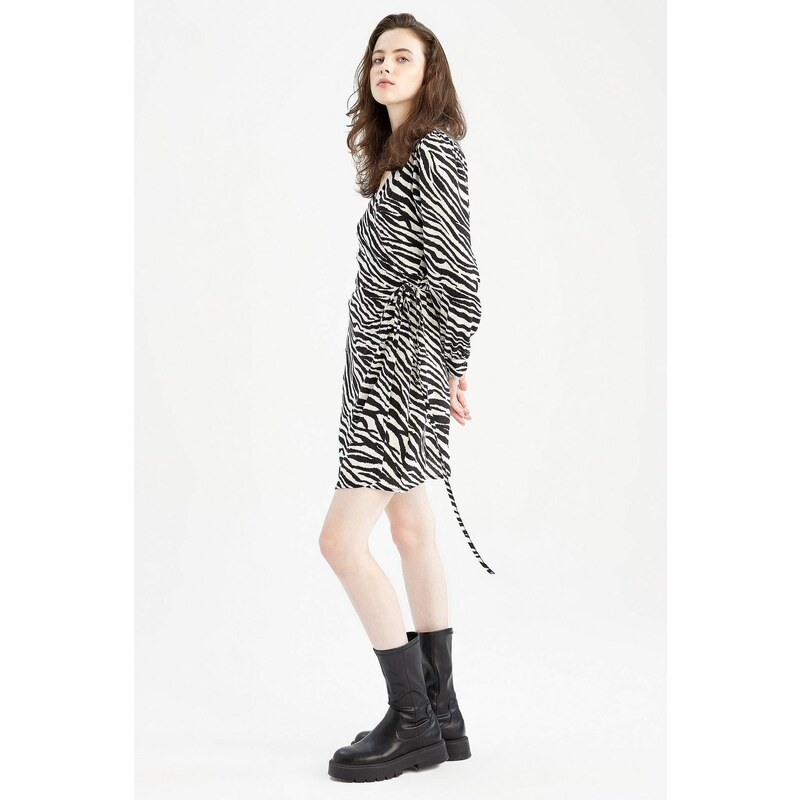 DEFACTO A Cut V-Neck Animal Print Mini Long Sleeve Dress