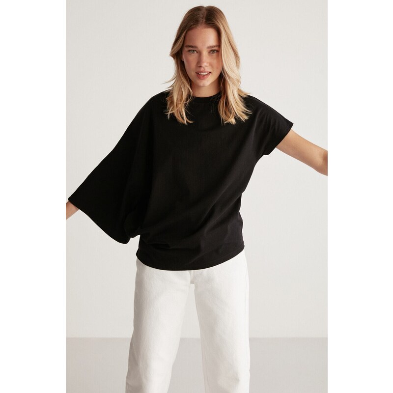 GRIMELANGE Katie Asymmetric Relaxed Black T-shirt