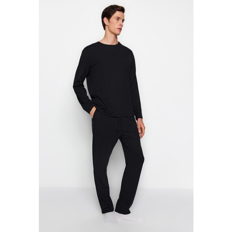 Trendyol Black Regular Fit Knitted Pajamas Set