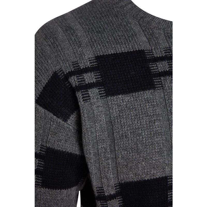 Trendyol Gray Regular Fit Crew Neck Square Patterned Knitwear Sweater