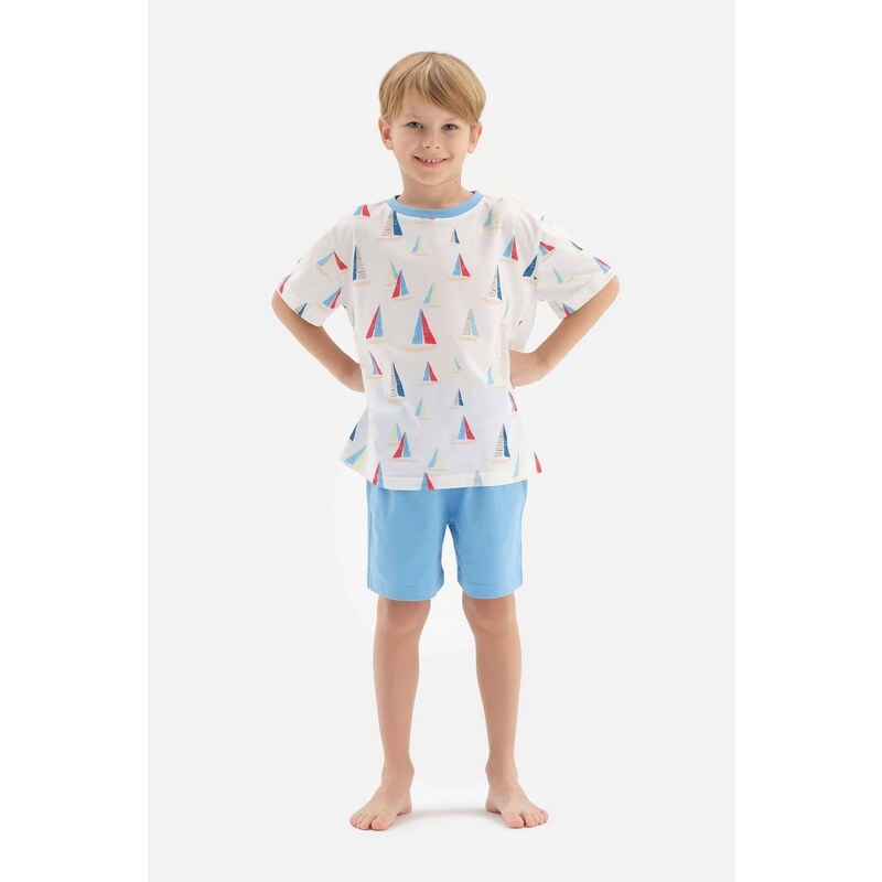 Dagi White Sailboat Printed Crewneck T-Shirt, Shorts and Pajamas Set.