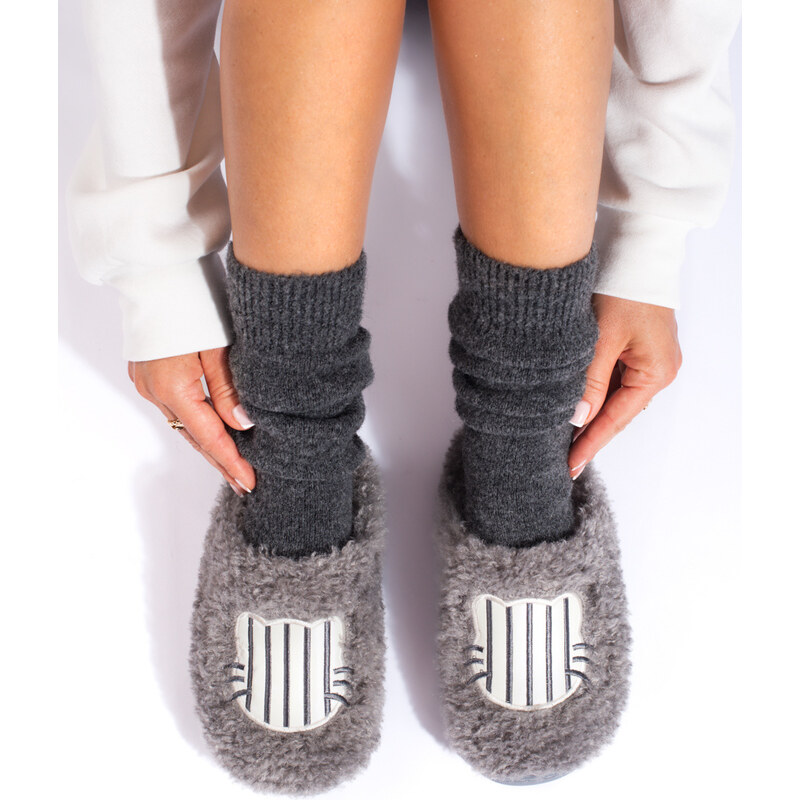 Women's gray fur slippers Shelvt