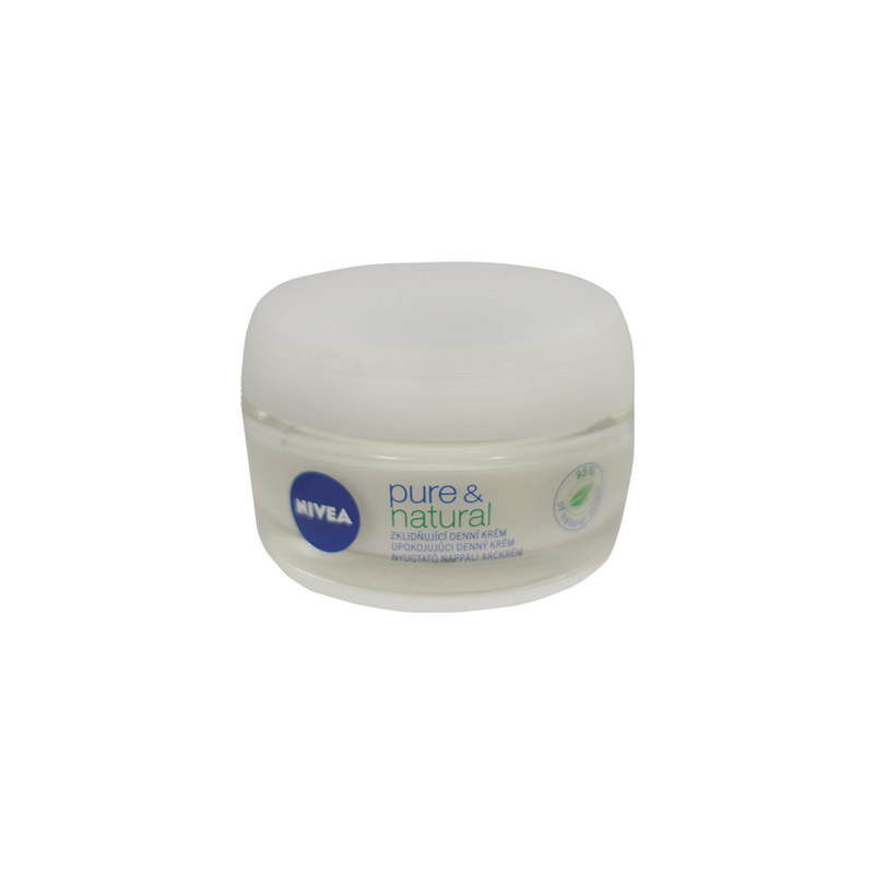 Nivea Pure & Natural Soothing Day Care 50ml Denní krém na suchou pleť W Suchá až citlivá pleť