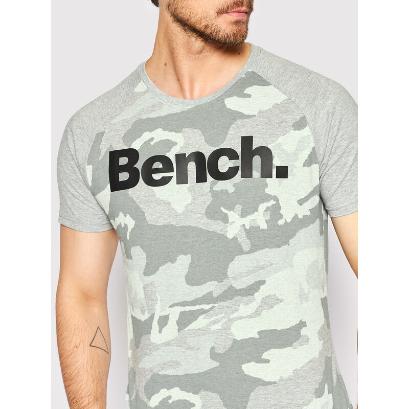 T-Shirt Bench