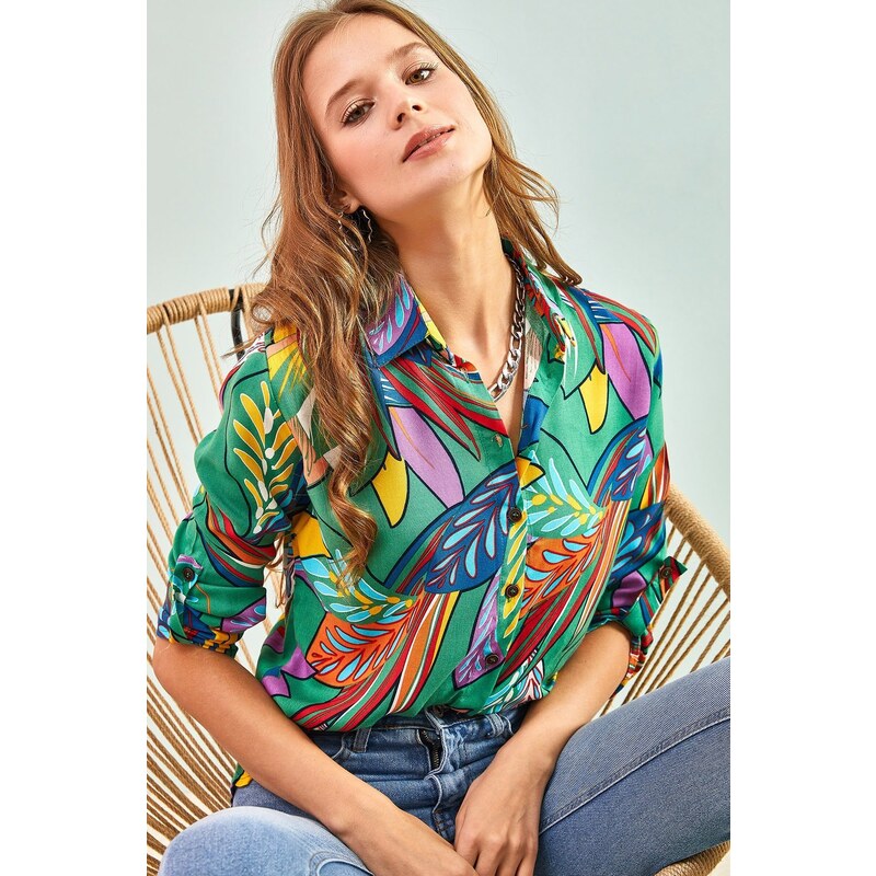 Bianco Lucci Women's Multi Leaf Patterned Viscose Shirt with Fold Sleeves.