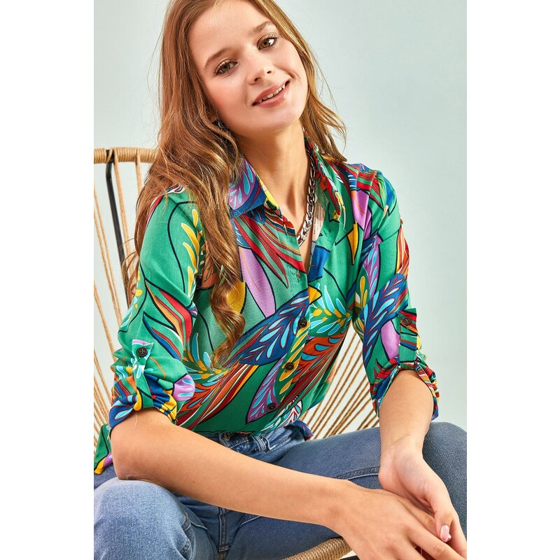 Bianco Lucci Women's Multi Leaf Patterned Viscose Shirt with Fold Sleeves.