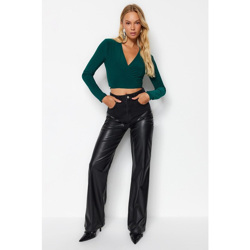 Trendyol Emerald Green Double Breasted Neck Fitted Crop Stretch Blouse