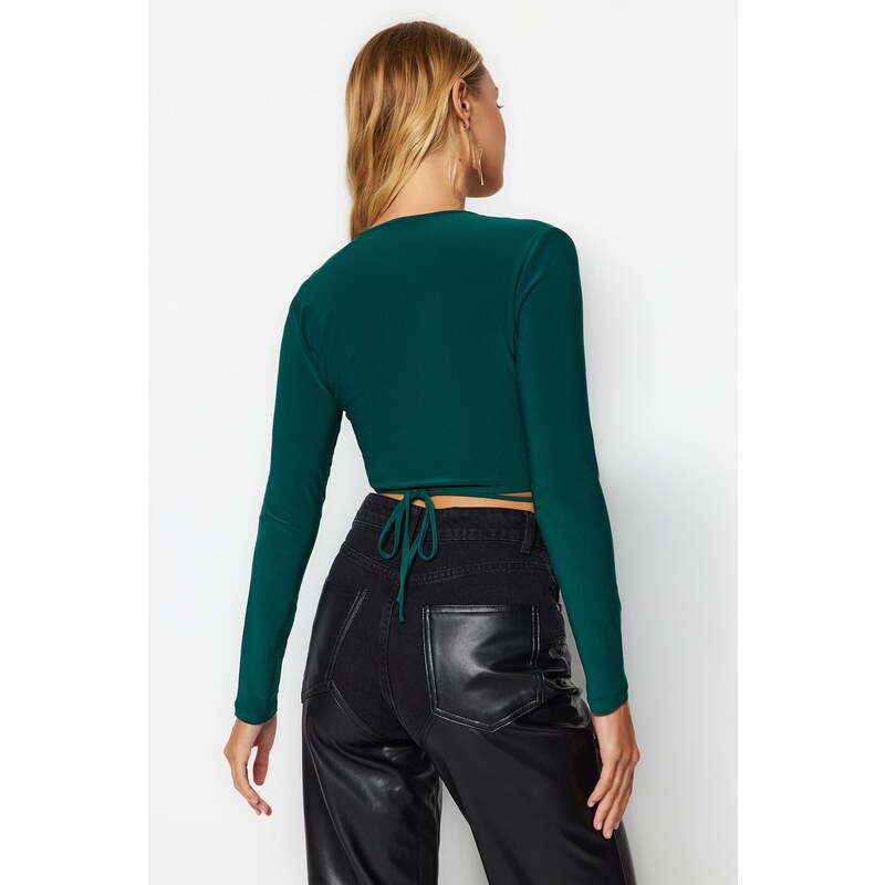 Trendyol Emerald Green Double Breasted Neck Fitted Crop Stretch Blouse