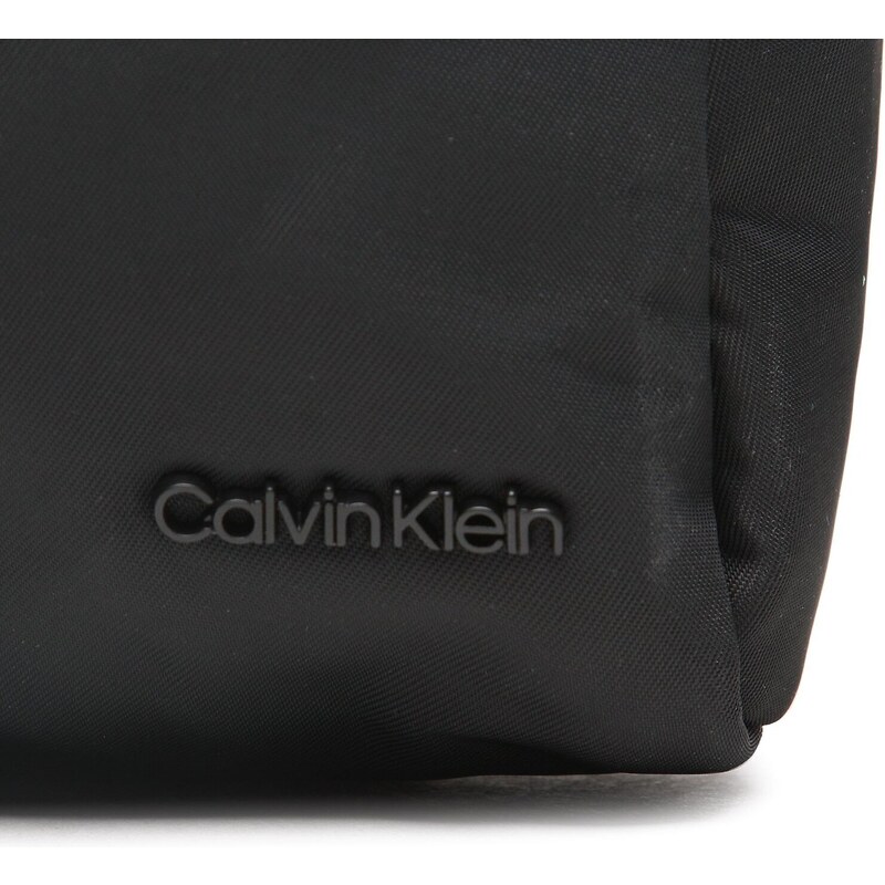 Kosmetický kufřík Calvin Klein