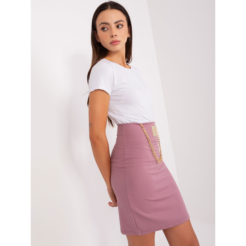 Fashionhunters Tmavě růžová žebrovaná pletená sukně