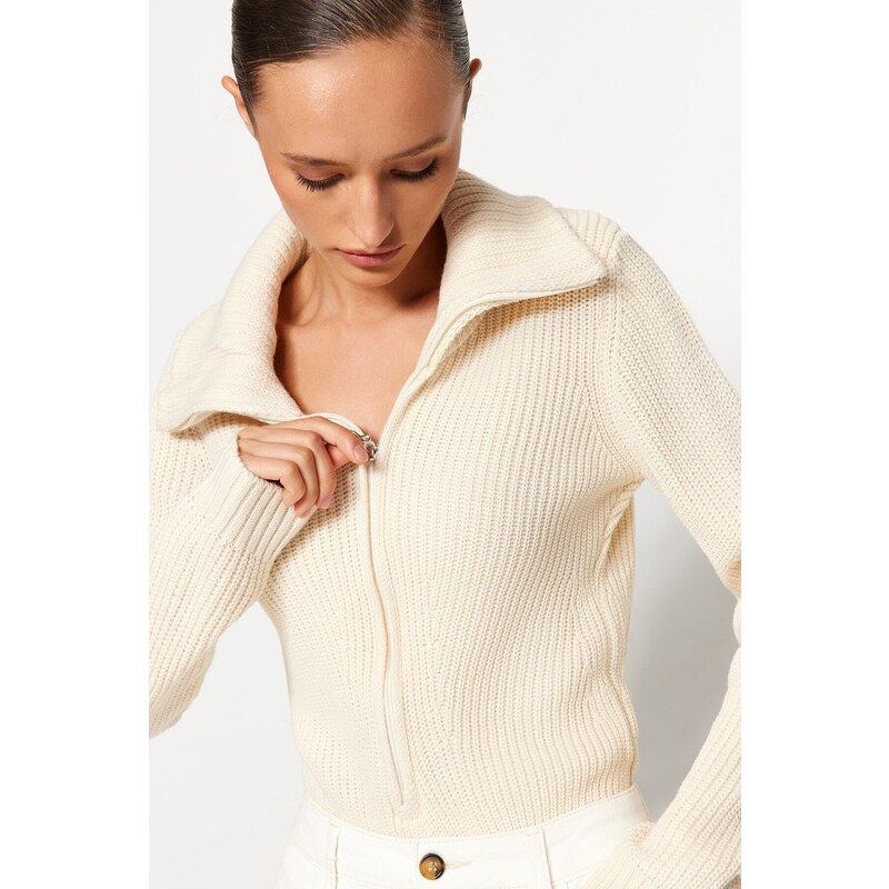 Trendyol Stone Zippered Snaps Knitwear Body