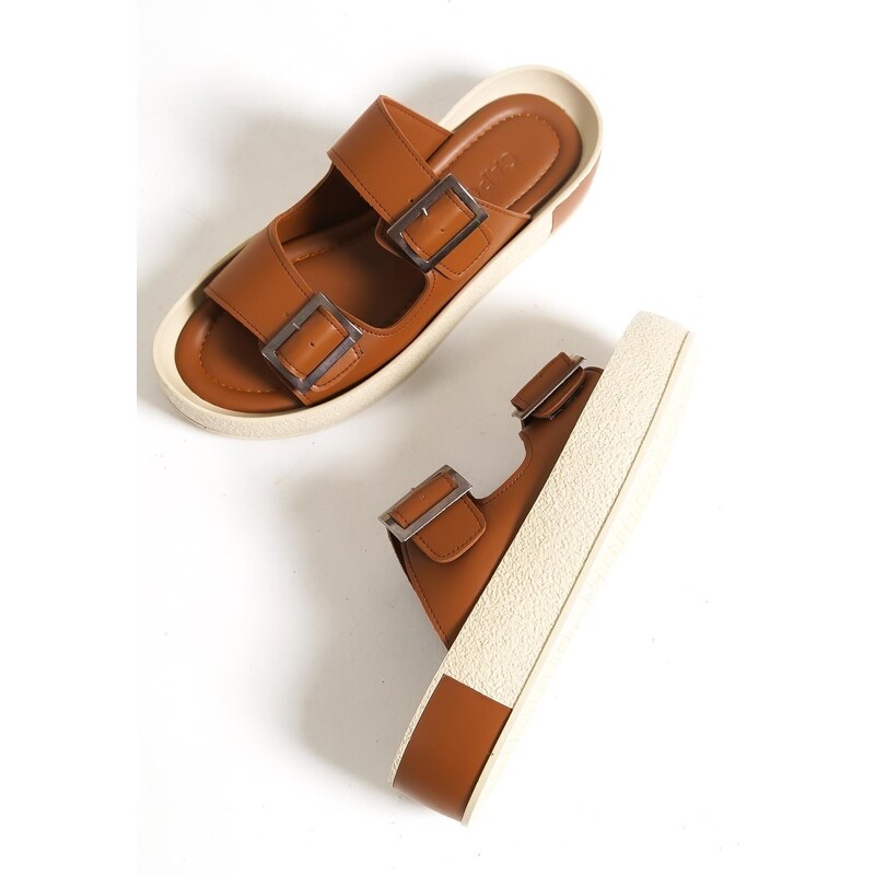 Capone Outfitters Capone Double Straps Belt with Buckle and Green Wedge Heel Taba Women's Slippers.
