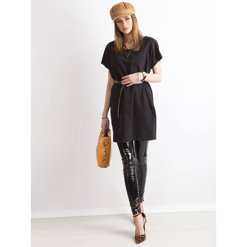 Yups Tunic with a large tear on the back black