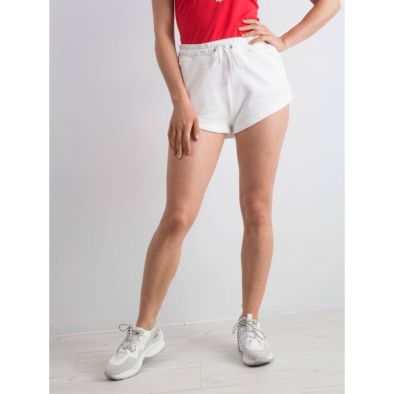 Yups Knitted shorts with pockets white