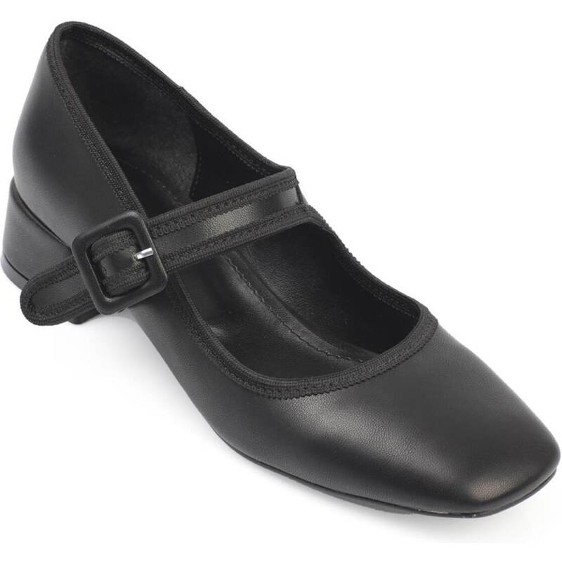 Capone Outfitters Capone Flat Toe Women's Shoes with Tape and Buckle Low Heel