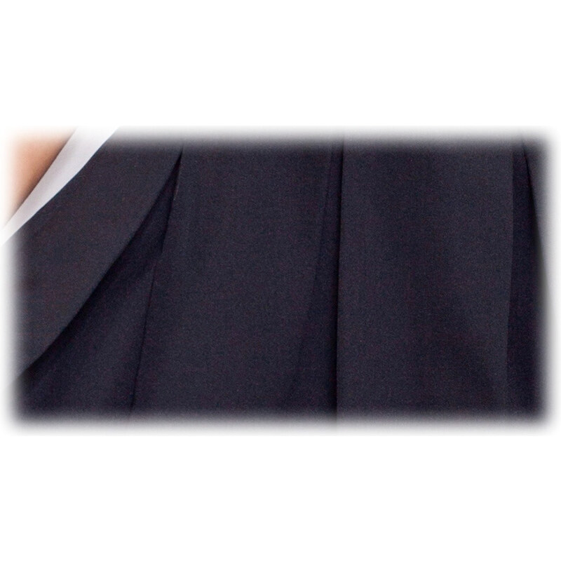Dámské společenské šaty FOLD se sklady a páskem středně dlouhé černé - Černá - Numoco