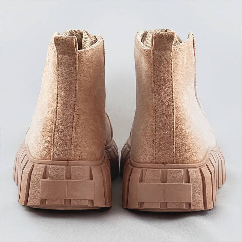 VIA GIULIA Světle béžové šněrovací boty z imitace semiše (XA057)
