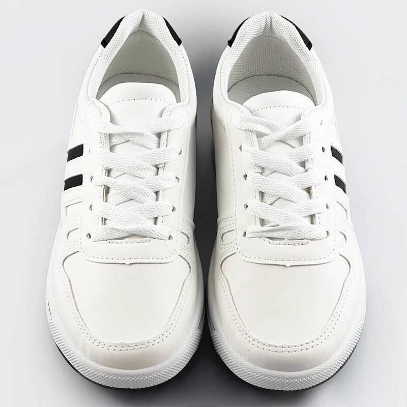 Mix Feel Bílo-černé dámské sportovní boty (AD-587)