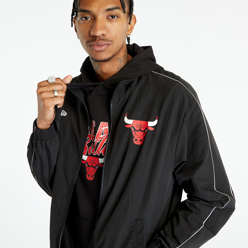Pánská větrovka New Era NBA Track Jacket Chicago Bulls Black/ Front Door Red
