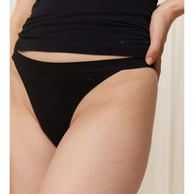 Dámské tanga Smart Natural Brazilian String - BLACK - černá 0004 - TRIUMPH