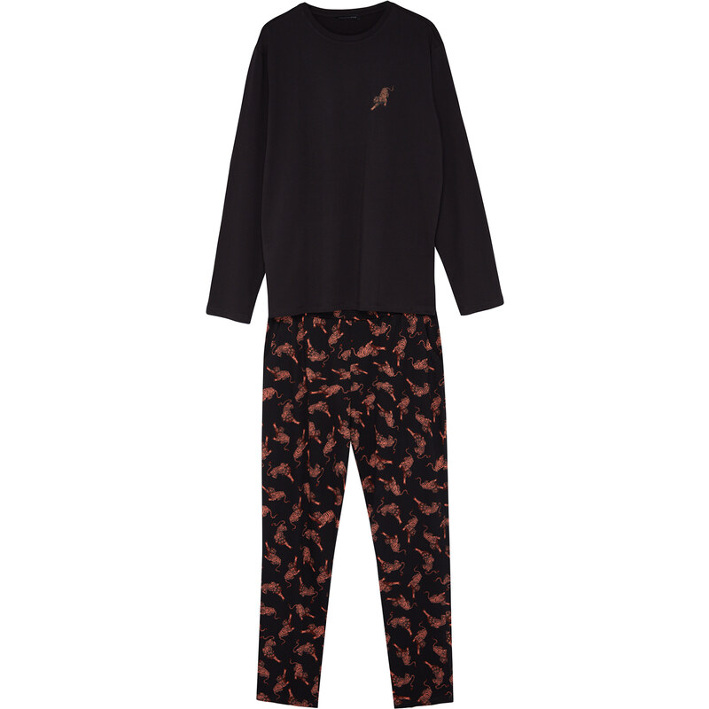 Trendyol Black Regular Fit Printed Knitted Pajamas Set