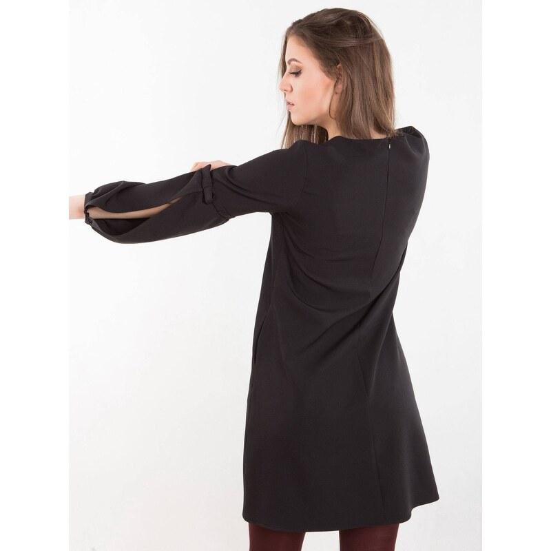 INPRESS Dress decorated with slits on the sleeves black