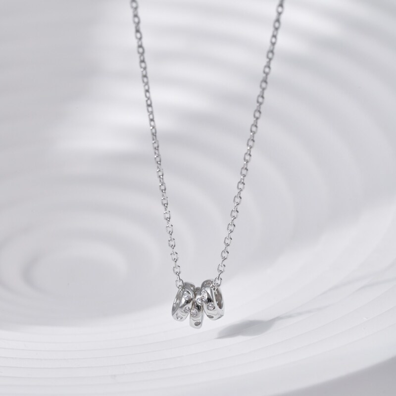Stříbrný náhrdelník s kroužky zdobenými zirkony - Meucci SYN010
