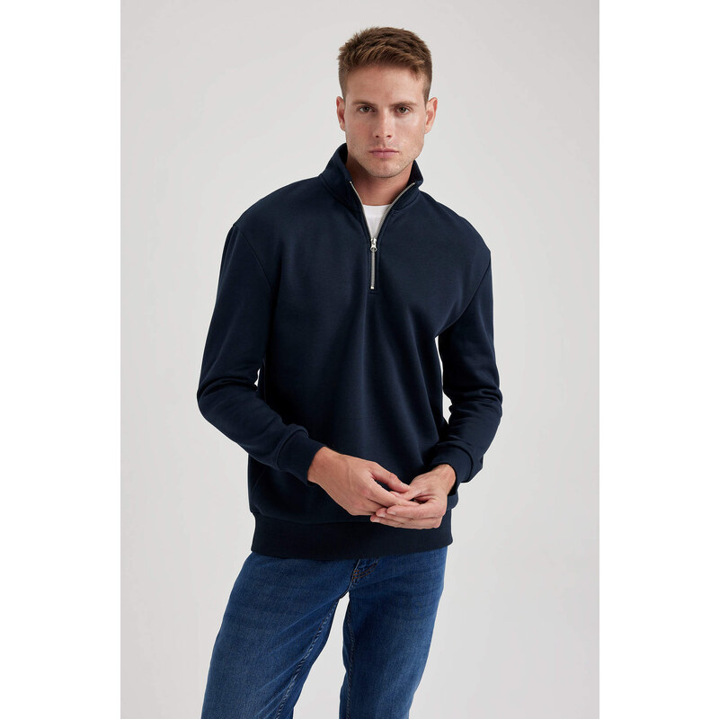 DEFACTO Comfort Fit Sweatshirt