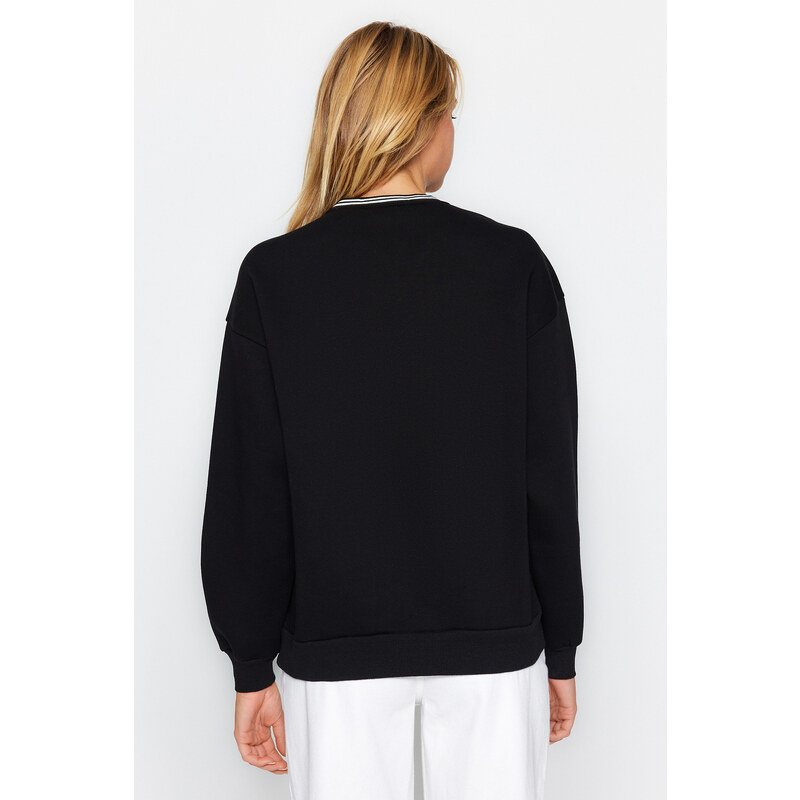 Trendyol Black Oversize/Wide Fit Knitwear Detailed with a tagline, Fleece Inside Knitted Sweatshirt