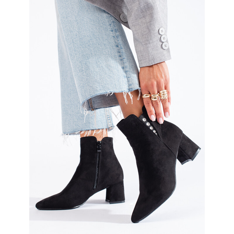 GOODIN Black suede women's boots Shelvt